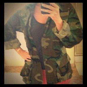 Camo camouflage jacket small