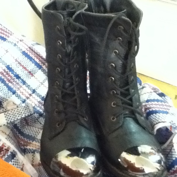 Hold for leetsfarrell!!!      Combat boot - black