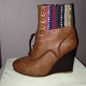 Brand new never worn size 7.5