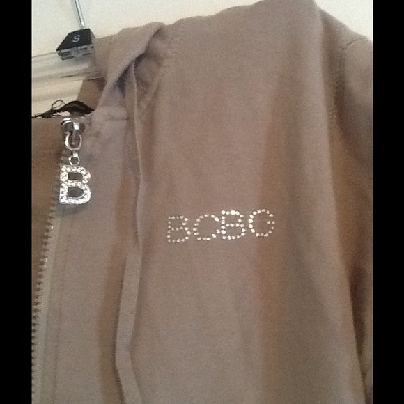 BCBG Short Sleeve Hoodie - Picture 3 of 4