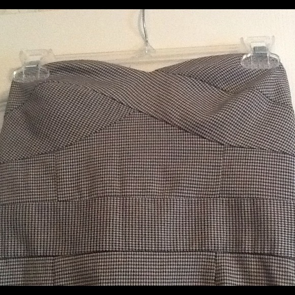 Cute Houndstooth Dress - Picture 2 of 4