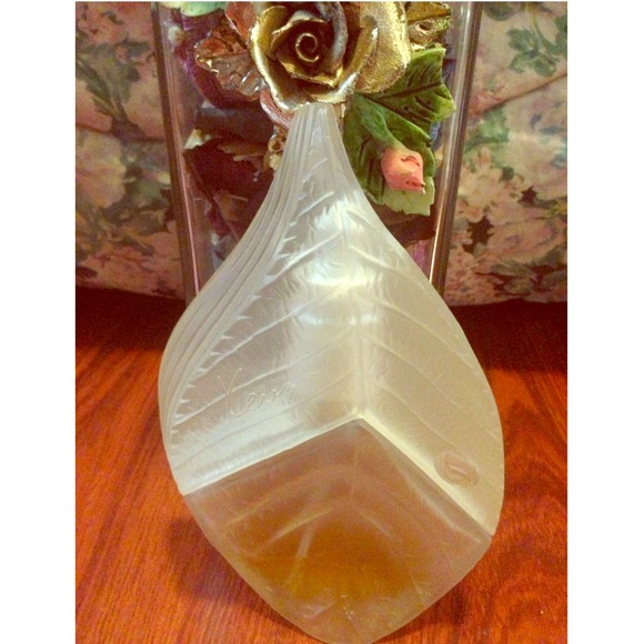 Leaf Perfume