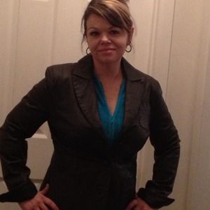 ITALIAN Stunning brown leather jacket/blazer!