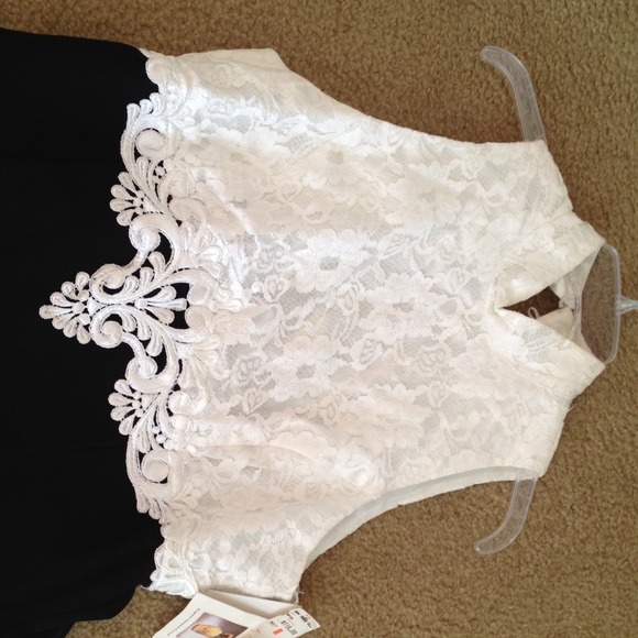 Elegant - Cocktail - Dinner - Party Dress - Picture 2 of 4