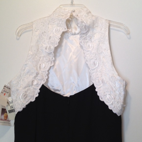 Elegant - Cocktail - Dinner - Party Dress - Picture 3 of 4