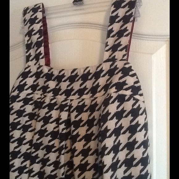 Houndstooth Dress with Pockets - Picture 4 of 4