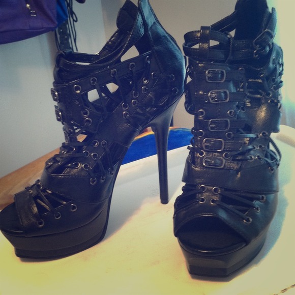 Black heels