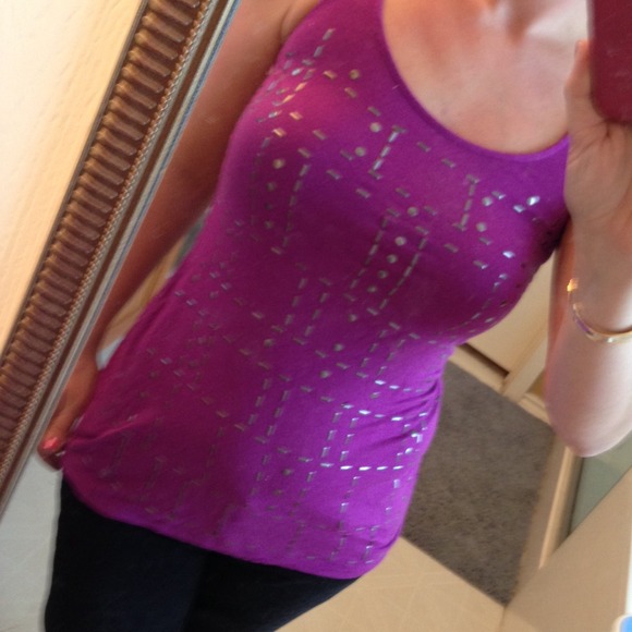 🌸Reduced Purple Top🌸 - Picture 2 of 4