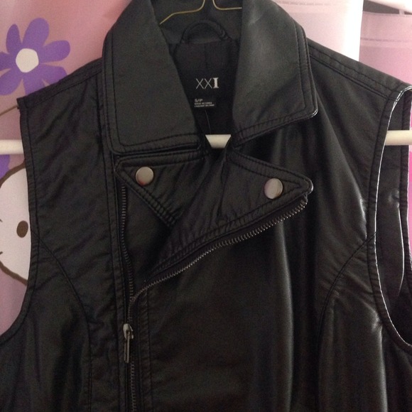 Sold! - Picture 3 of 4