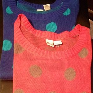 Blue polka-dot sweater and pink polka-dot sweater