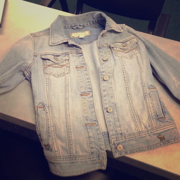 --SOLD--Abercrombie jean jacket