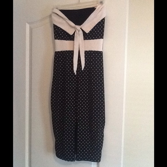 'PinUp Girl' style Polka Dot Dress - Picture 3 of 4