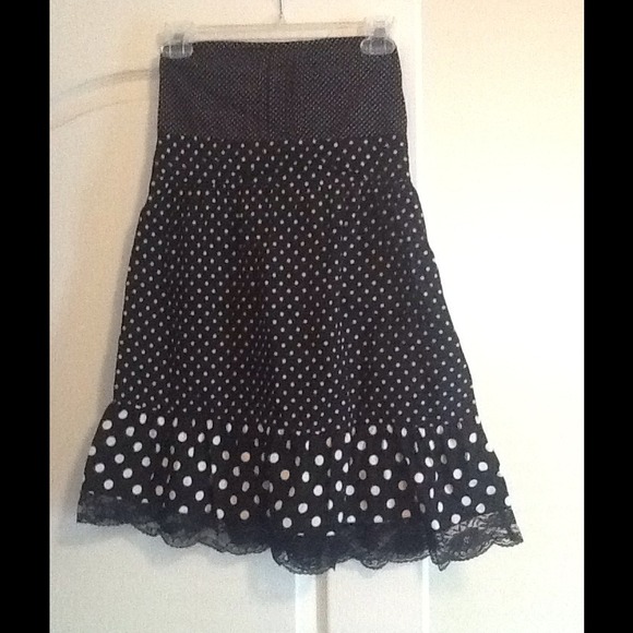'PinUp Girl' style Polka Dot Dress - Picture 3 of 4