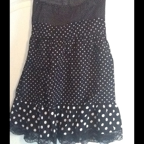 'PinUp Girl' style Polka Dot Dress - Picture 4 of 4