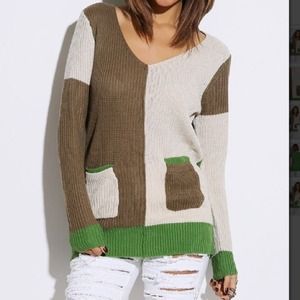 V neck tunic sweater NWT