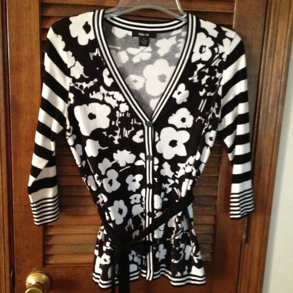 Style & Co. Sweaters - Style & Co Sweater