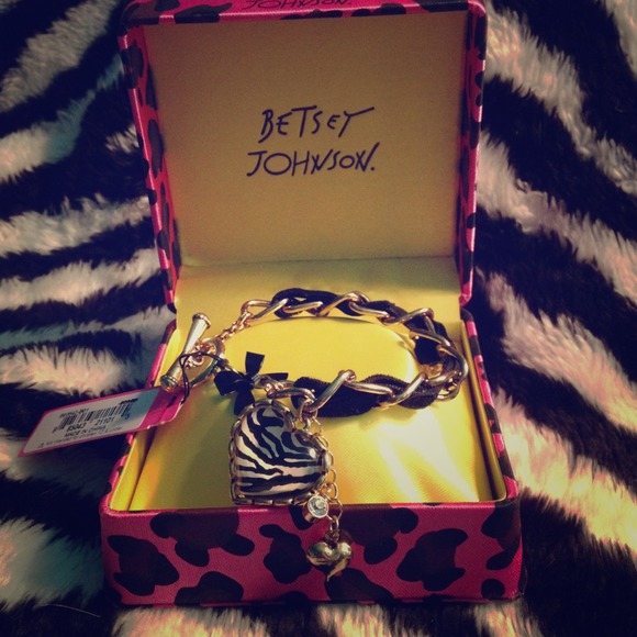 Authentic Betsey Johnson zebra heart bracelet!