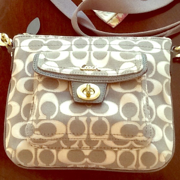 A coach cross bag