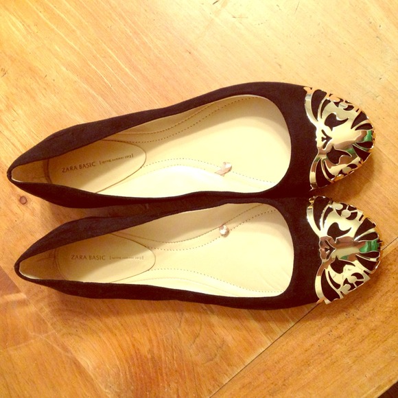 On hold! Zara Basic black flats size 38/7.5