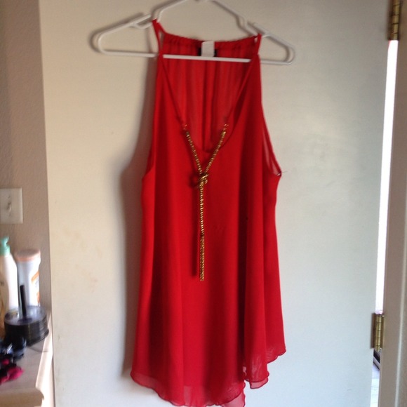 Red top🎀SOLD🎀 - Picture 3 of 4