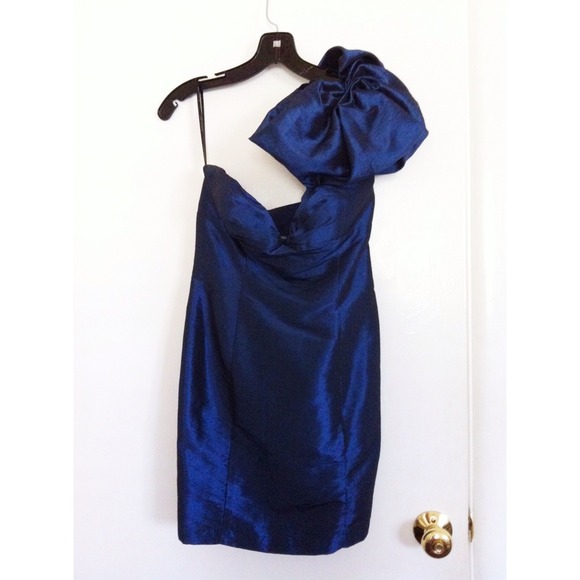 ❌SOLD❌One-Shoulder Navy Taffeta Formal Mini Dress