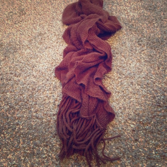 ⛔️SOLD-BUNDLED⛔️ Brown Ruffle Scarf