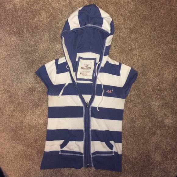 Hollister Short Sleeve Hooded Zip Up