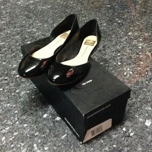 Dolce vita black patent flats