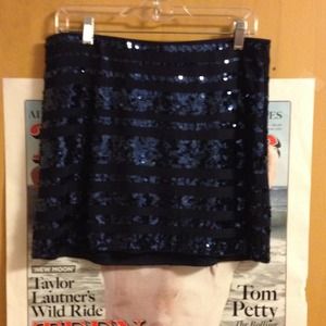Express navy blue skirt.