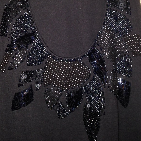 Beaded tank never worn - Picture 3 of 4