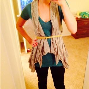 ❗️SOLD❗️Grey Vest