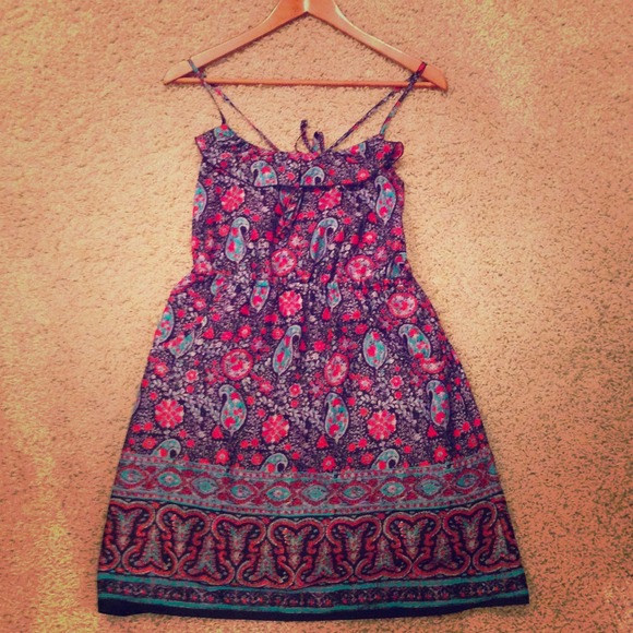 American Eagle paisley dress