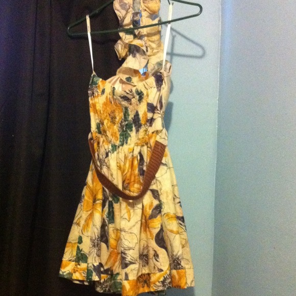 Holtertop dress - Picture 4 of 4