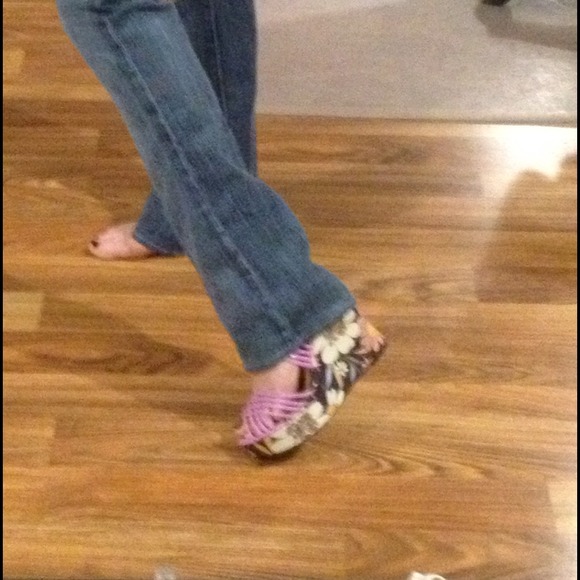 Multi-colored, floral wedges - Picture 2 of 4