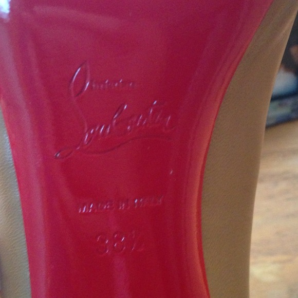 ❌Sold! Christian Louboutin Heels - Picture 3 of 4