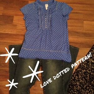 😊SOLD Dotted shirt with great accents!