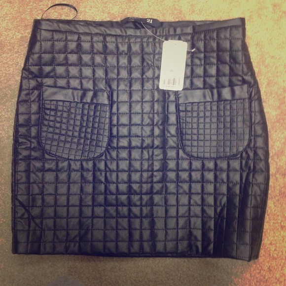 ❌Sold❌Faux leather skirt brand new