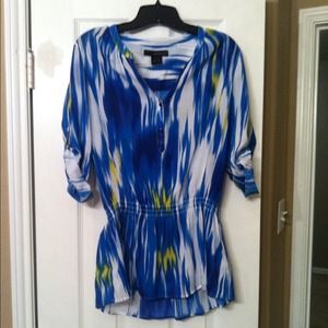 Sold bundle for Kristy !  Gray flats and blue top!