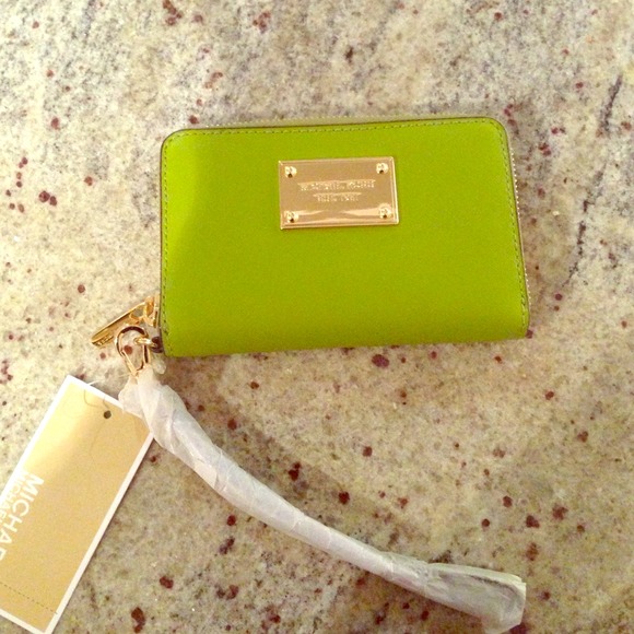 💢🌟JUST REDUCED🌟💢MICHAEL KORS leather wallet