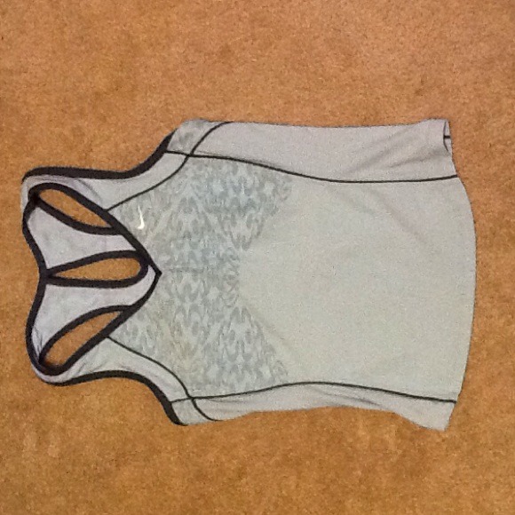 Athletic wear - Picture 1 of 1