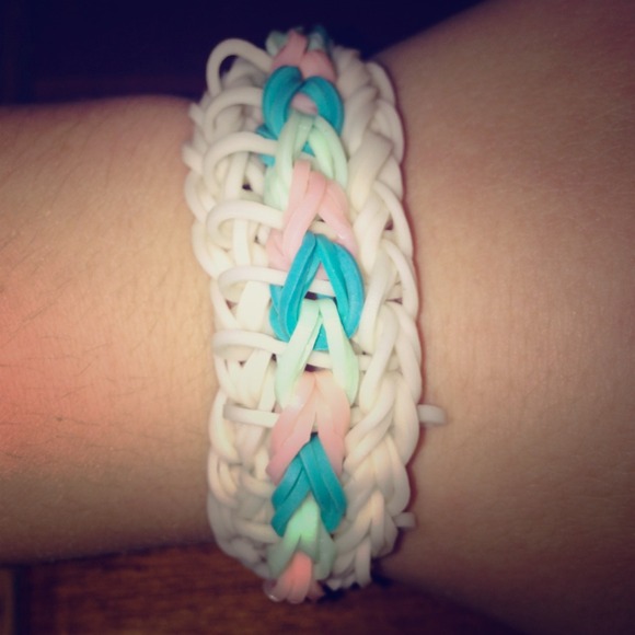 Rainbow loom bracelet