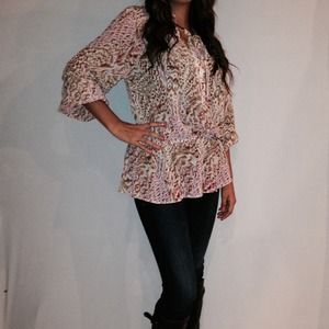 🔴BUNDLED🔴Super cute blouse