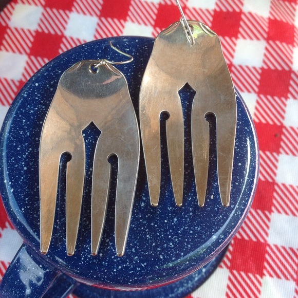 Fork Earrings made from silverware - Picture 4 of 4