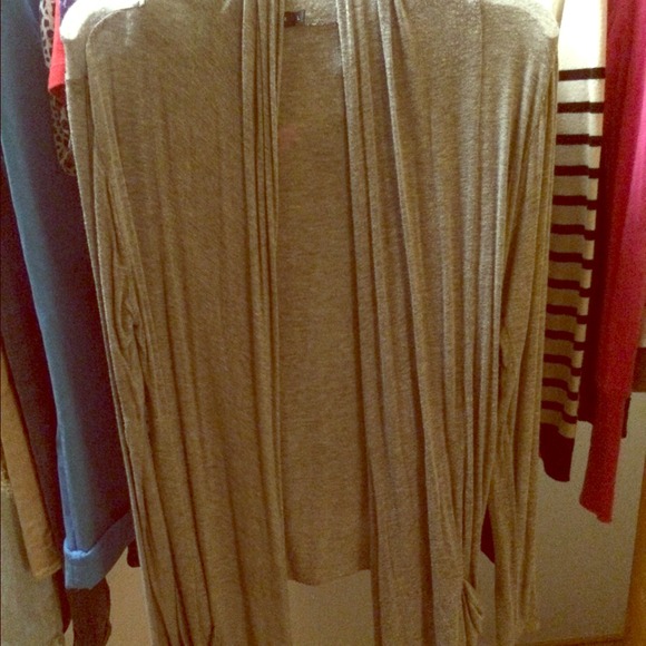 large slouchy gray cardigan