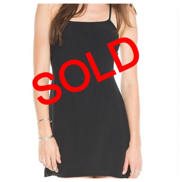 ❌❌SOLD @kandicekisses❌❌Brandy Melville Rin dress
