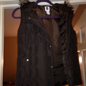 The gap brown vest