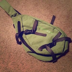 Patagonia one shoulder bag