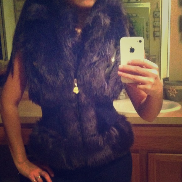 Fur vest
