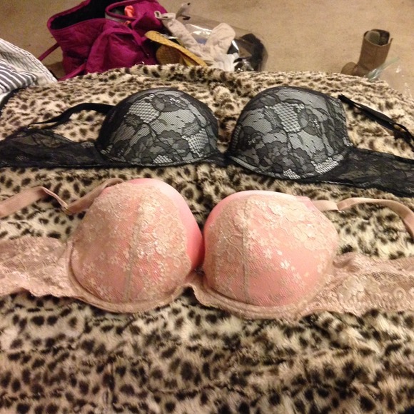 Make an offer size 36dd Victoria secret