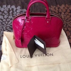 Louis Vuitton Alma Vernis Indien Rose pm
